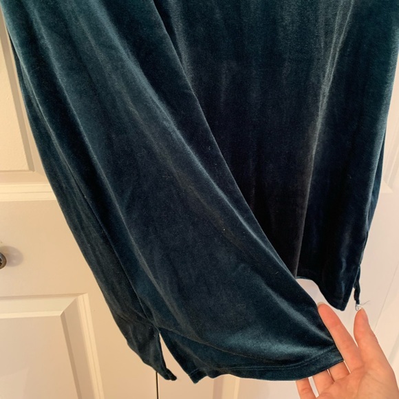 Velvet T-shirt - Picture 2 of 6